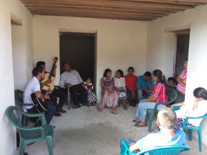 Having bible study in Carrizal