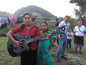 Oneida is a dear sister in Carrizal who is determined to learn how to play her guitar to worship the King ofkings!